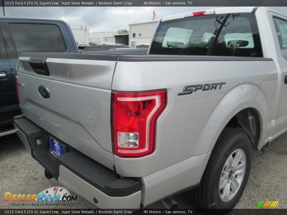 2015 Ford F150 XL SuperCrew Ingot Silver Metallic / Medium Earth Gray Photo #18