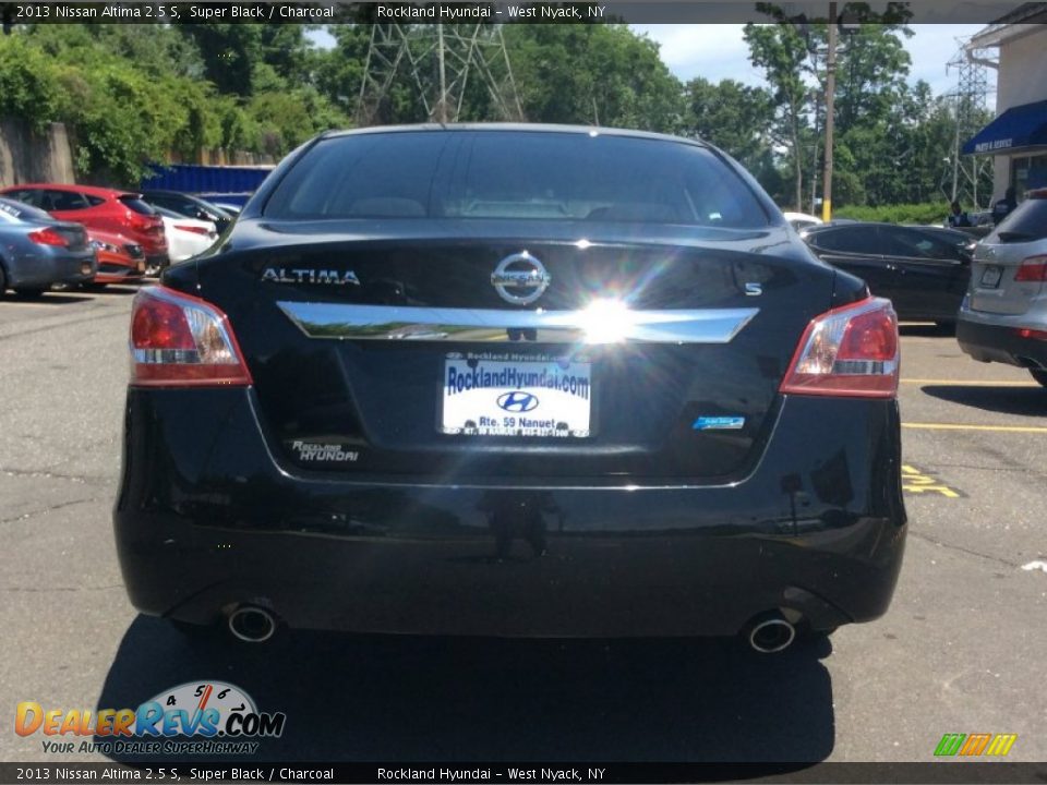 2013 Nissan Altima 2.5 S Super Black / Charcoal Photo #5
