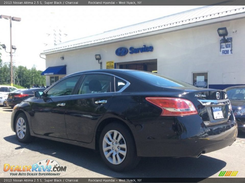 2013 Nissan Altima 2.5 S Super Black / Charcoal Photo #6