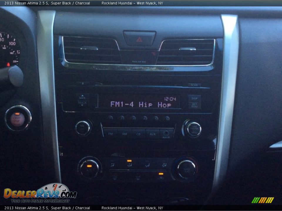 2013 Nissan Altima 2.5 S Super Black / Charcoal Photo #13