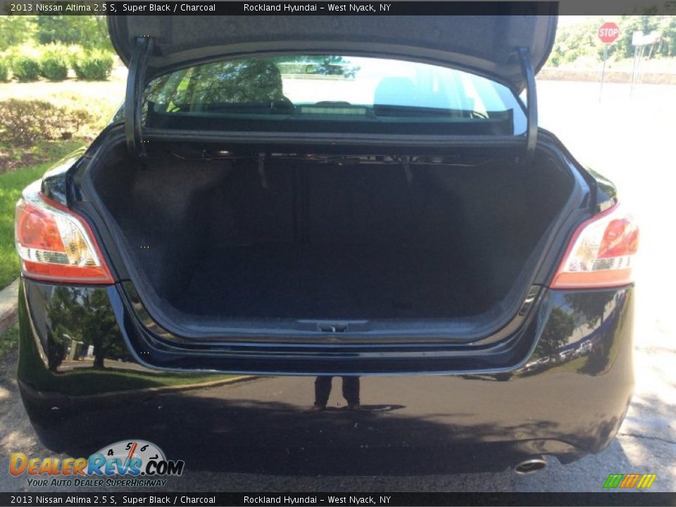 2013 Nissan Altima 2.5 S Super Black / Charcoal Photo #20