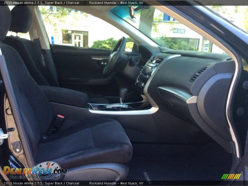 2013 Nissan Altima 2.5 S Super Black / Charcoal Photo #24