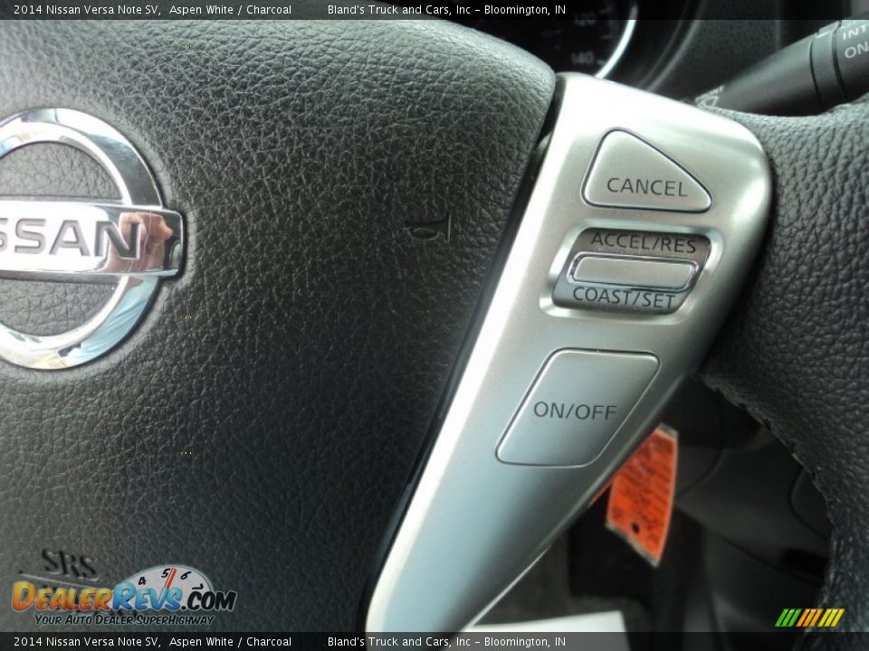 2014 Nissan Versa Note SV Aspen White / Charcoal Photo #12