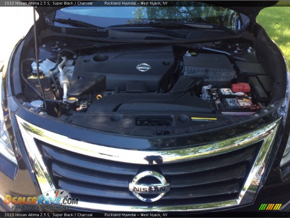2013 Nissan Altima 2.5 S Super Black / Charcoal Photo #26
