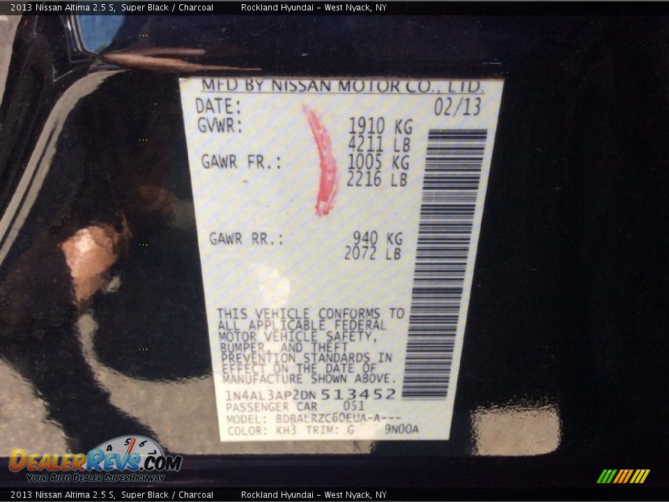 2013 Nissan Altima 2.5 S Super Black / Charcoal Photo #28