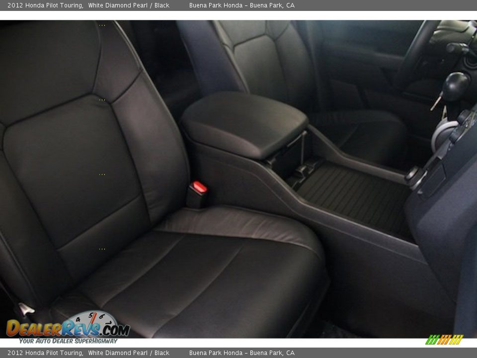 2012 Honda Pilot Touring White Diamond Pearl / Black Photo #23