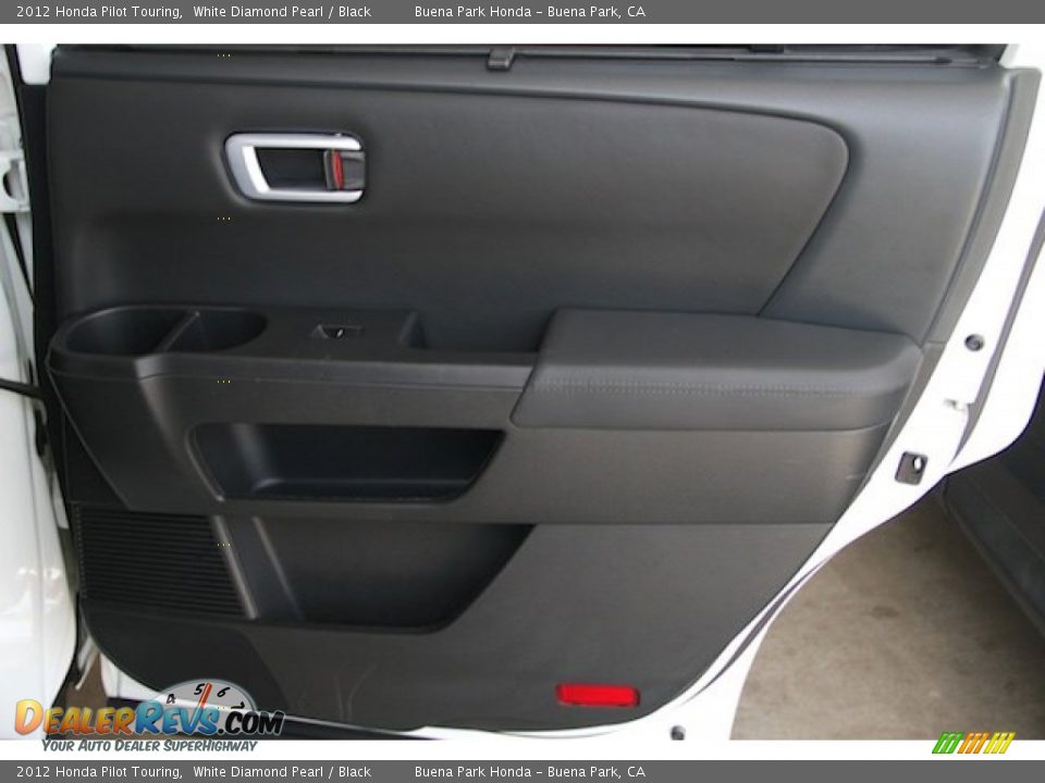 2012 Honda Pilot Touring White Diamond Pearl / Black Photo #30
