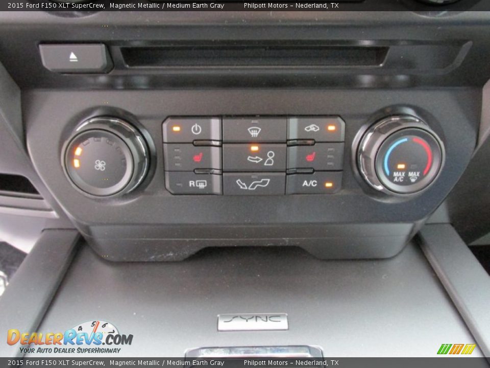 2015 Ford F150 XLT SuperCrew Magnetic Metallic / Medium Earth Gray Photo #28