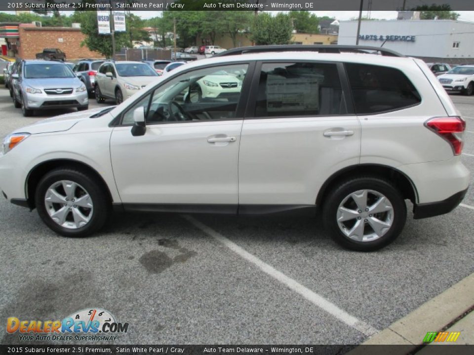 2015 Subaru Forester 2.5i Premium Satin White Pearl / Gray Photo #5