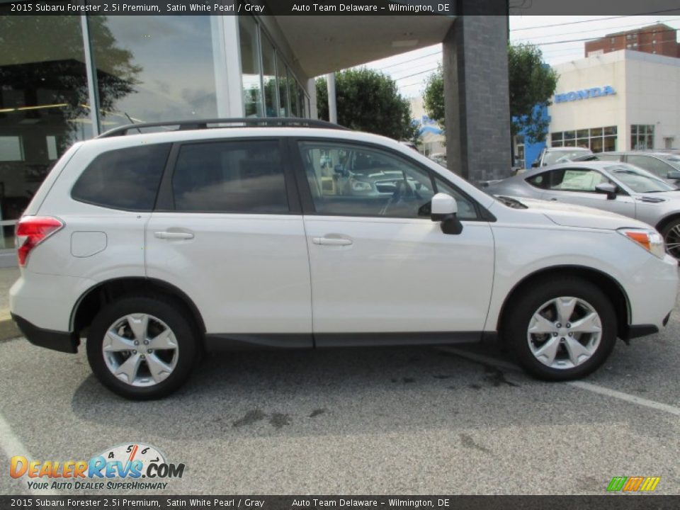 2015 Subaru Forester 2.5i Premium Satin White Pearl / Gray Photo #9