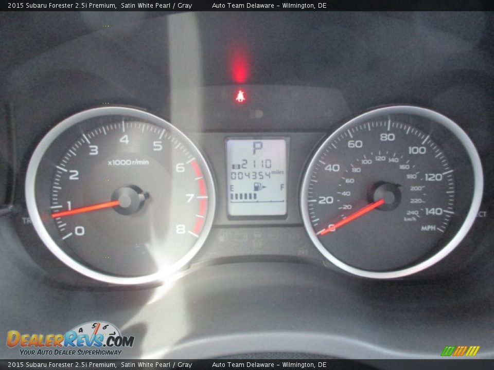 2015 Subaru Forester 2.5i Premium Satin White Pearl / Gray Photo #12
