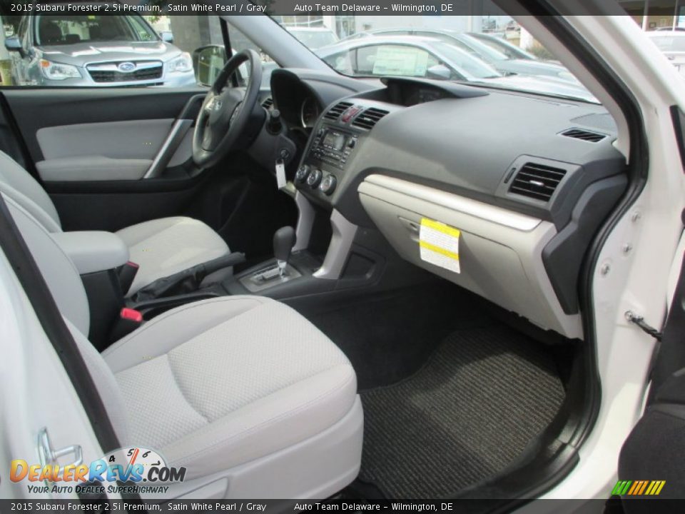 2015 Subaru Forester 2.5i Premium Satin White Pearl / Gray Photo #21