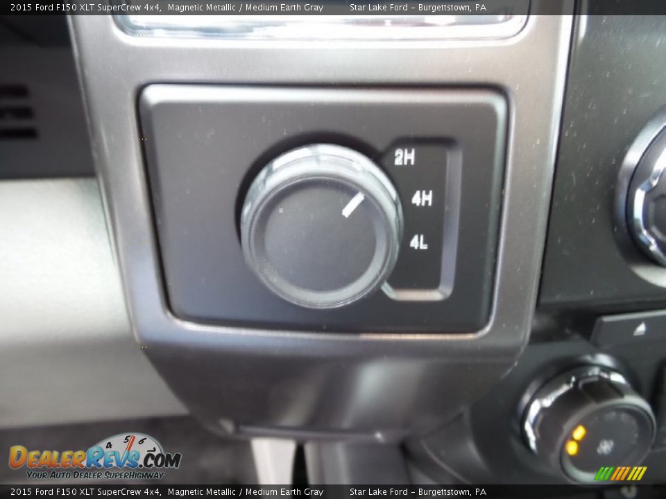 2015 Ford F150 XLT SuperCrew 4x4 Magnetic Metallic / Medium Earth Gray Photo #17