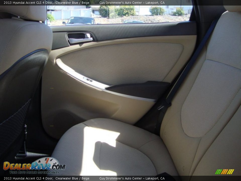 2013 Hyundai Accent GLS 4 Door Clearwater Blue / Beige Photo #21