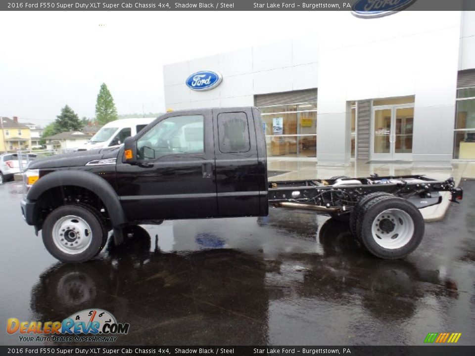 Shadow Black 2016 Ford F550 Super Duty XLT Super Cab Chassis 4x4 Photo #2