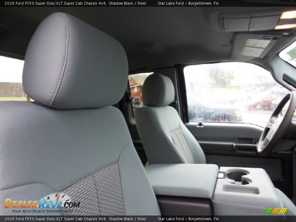 2016 Ford F550 Super Duty XLT Super Cab Chassis 4x4 Shadow Black / Steel Photo #8