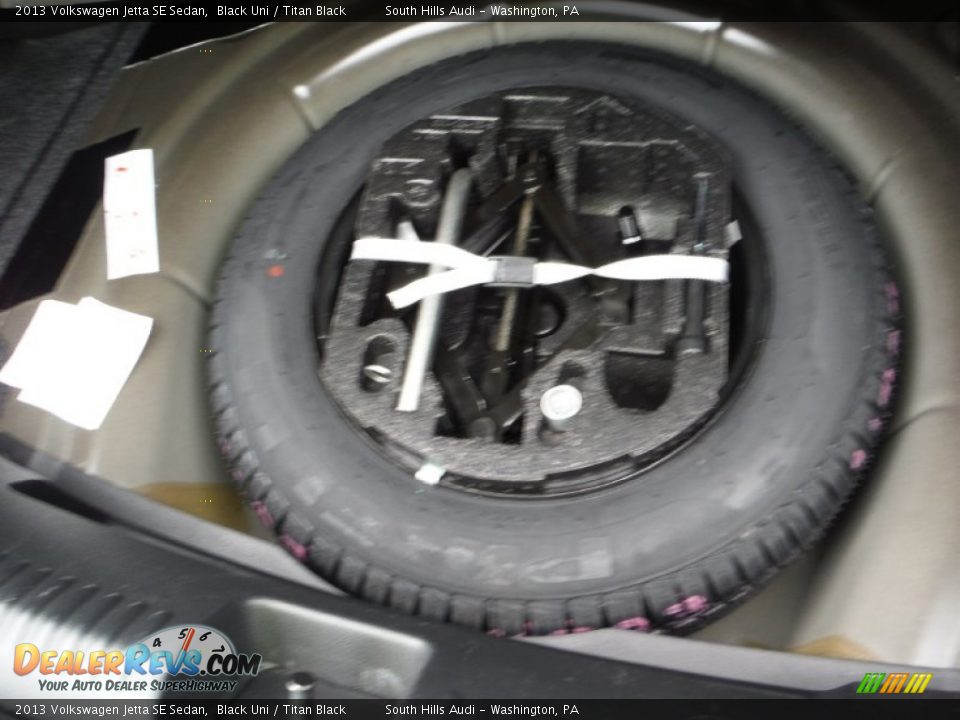 2013 Volkswagen Jetta SE Sedan Black Uni / Titan Black Photo #32