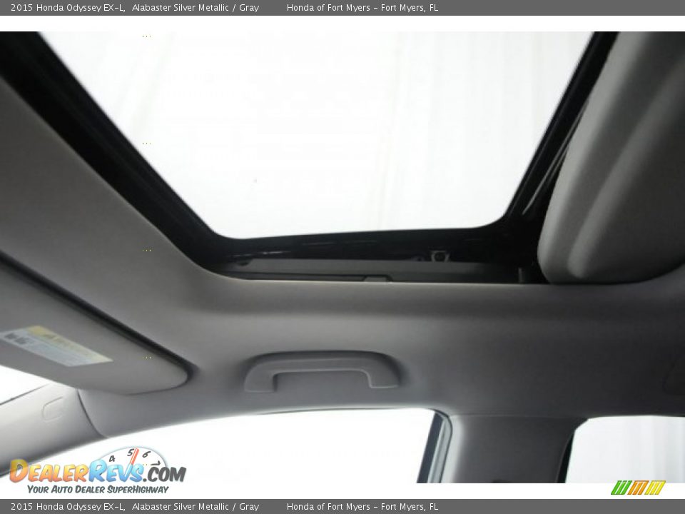 2015 Honda Odyssey EX-L Alabaster Silver Metallic / Gray Photo #11