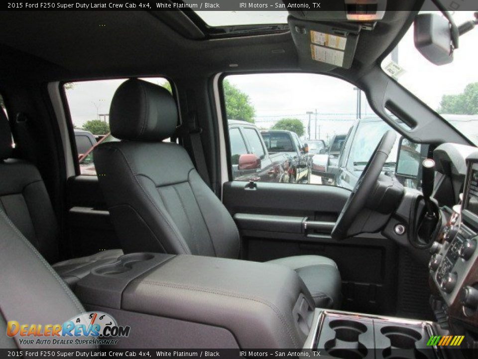 2015 Ford F250 Super Duty Lariat Crew Cab 4x4 White Platinum / Black Photo #27