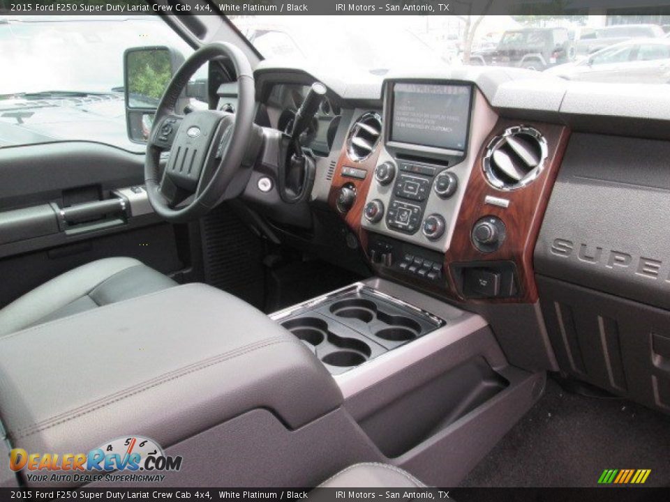 2015 Ford F250 Super Duty Lariat Crew Cab 4x4 White Platinum / Black Photo #29