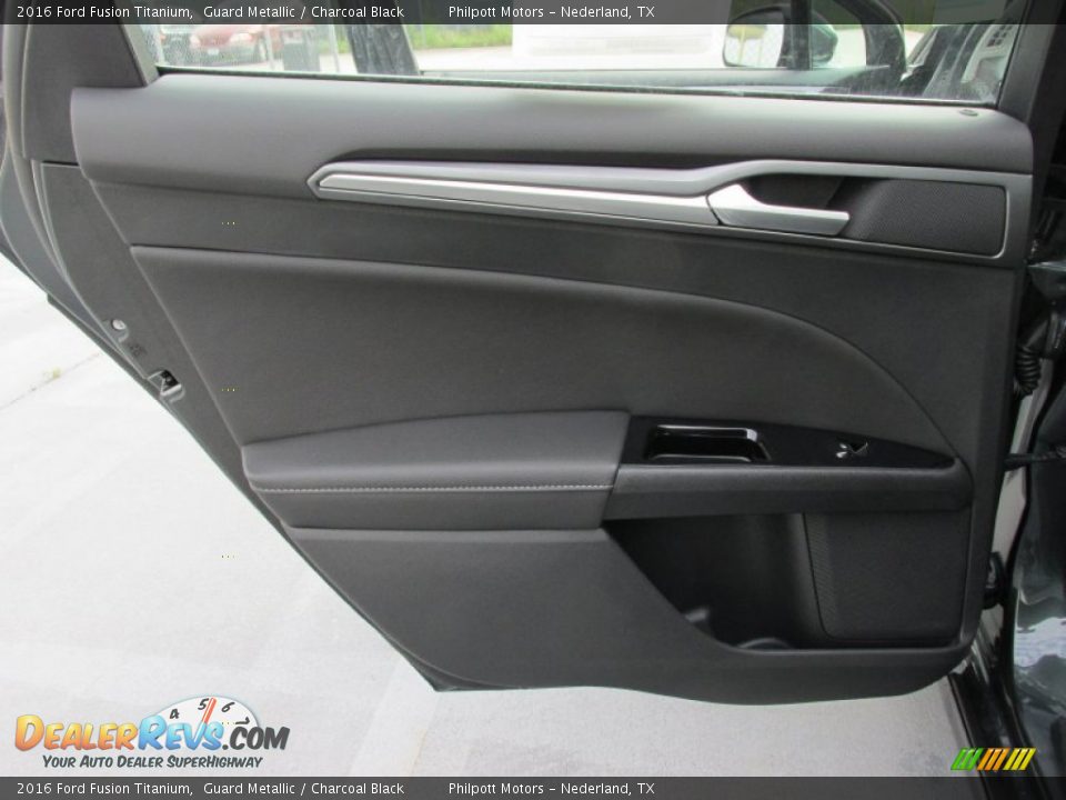 2016 Ford Fusion Titanium Guard Metallic / Charcoal Black Photo #17