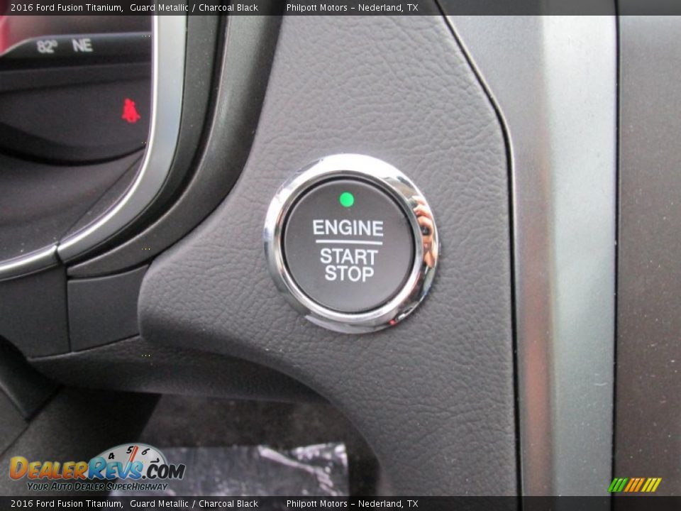 Controls of 2016 Ford Fusion Titanium Photo #29