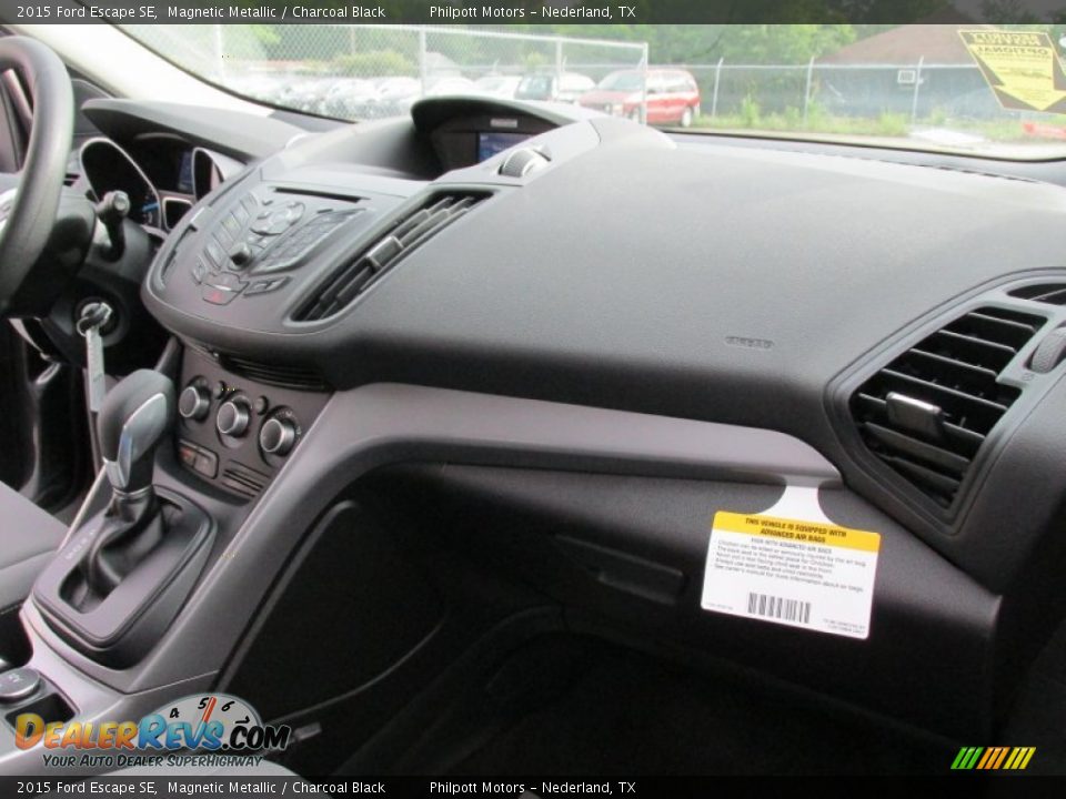 2015 Ford Escape SE Magnetic Metallic / Charcoal Black Photo #15