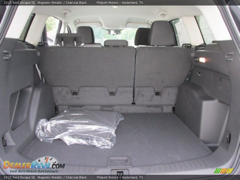 2015 Ford Escape SE Magnetic Metallic / Charcoal Black Photo #16
