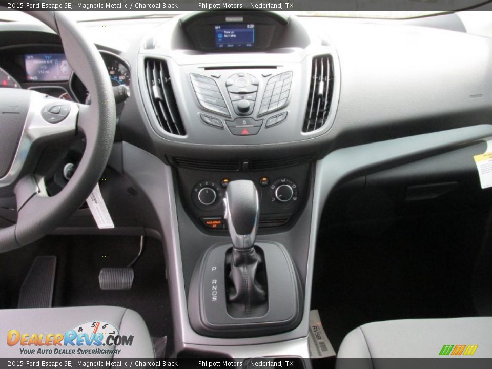 2015 Ford Escape SE Magnetic Metallic / Charcoal Black Photo #24