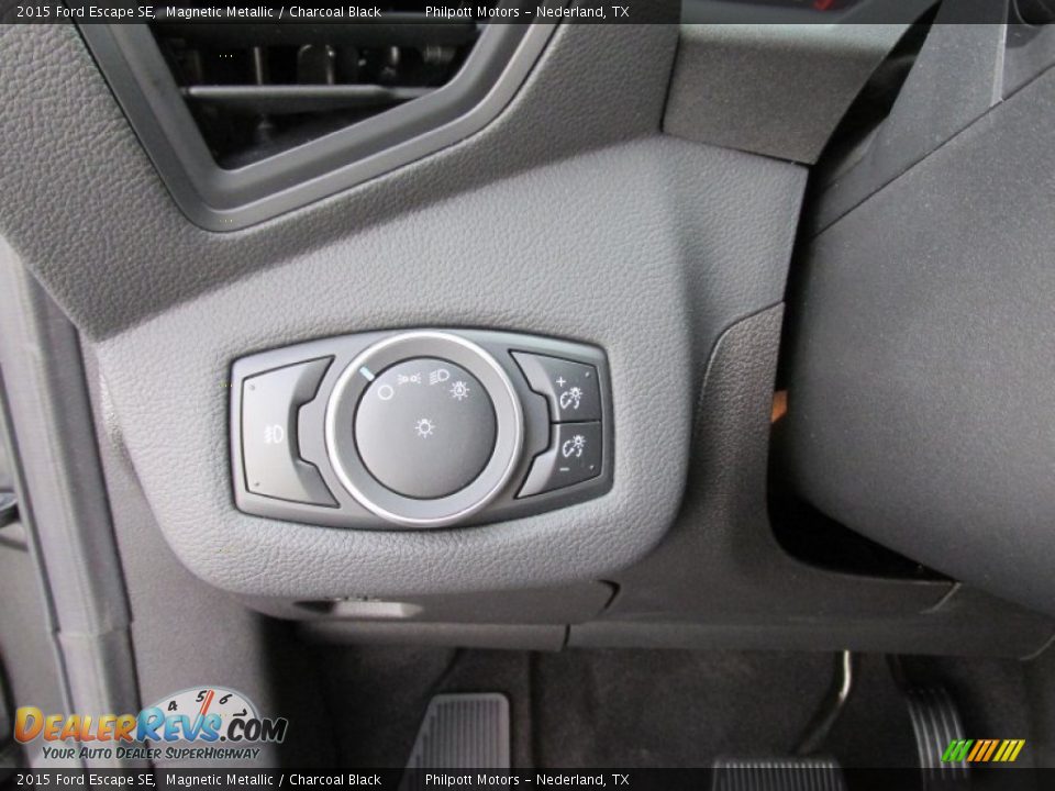 2015 Ford Escape SE Magnetic Metallic / Charcoal Black Photo #31