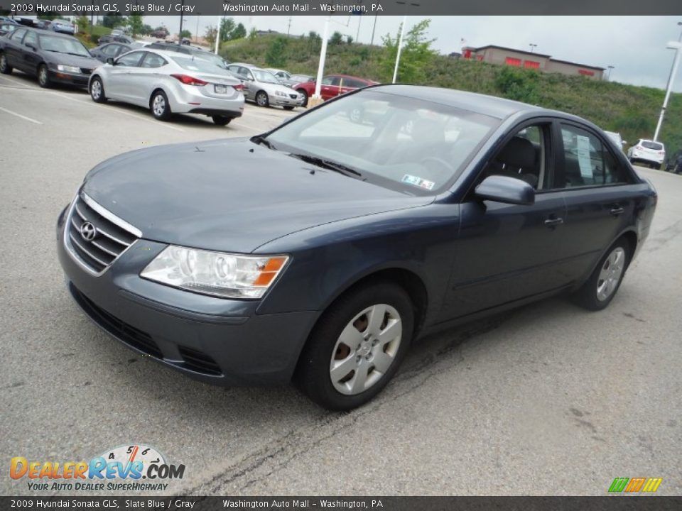 Front 3/4 View of 2009 Hyundai Sonata GLS Photo #5