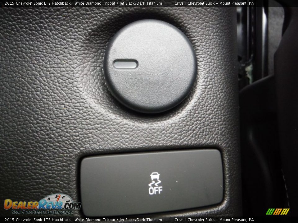 2015 Chevrolet Sonic LTZ Hatchback White Diamond Tricoat / Jet Black/Dark Titanium Photo #20
