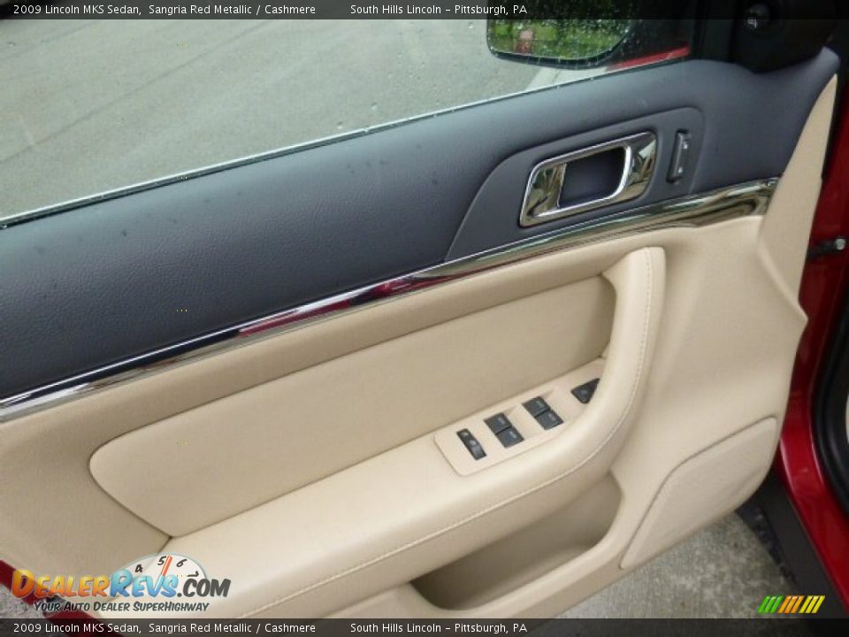 2009 Lincoln MKS Sedan Sangria Red Metallic / Cashmere Photo #19