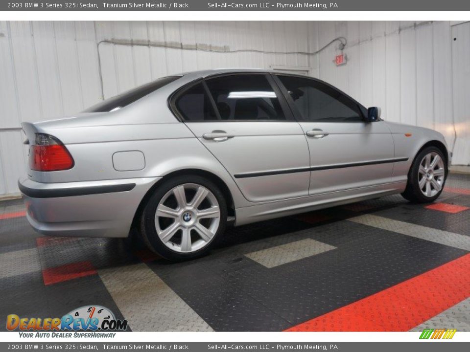 2003 BMW 3 Series 325i Sedan Titanium Silver Metallic / Black Photo #7