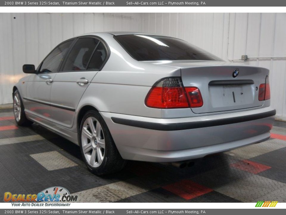 2003 BMW 3 Series 325i Sedan Titanium Silver Metallic / Black Photo #10