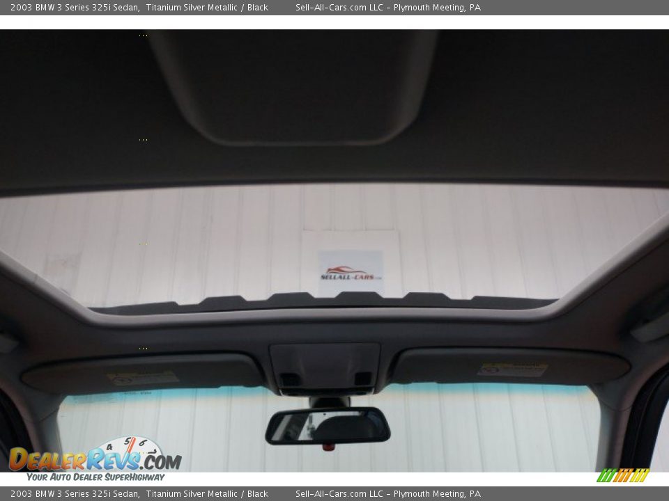 2003 BMW 3 Series 325i Sedan Titanium Silver Metallic / Black Photo #22