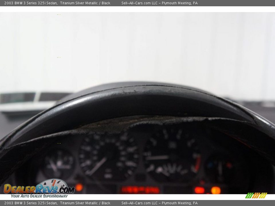 2003 BMW 3 Series 325i Sedan Titanium Silver Metallic / Black Photo #25