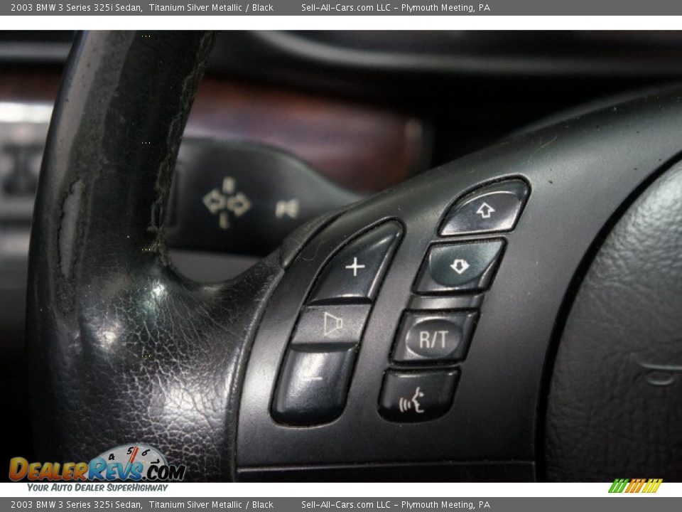 2003 BMW 3 Series 325i Sedan Titanium Silver Metallic / Black Photo #26