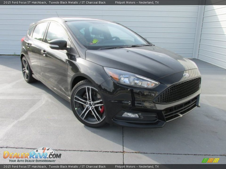 2015 Ford Focus ST Hatchback Tuxedo Black Metallic / ST Charcoal Black Photo #2
