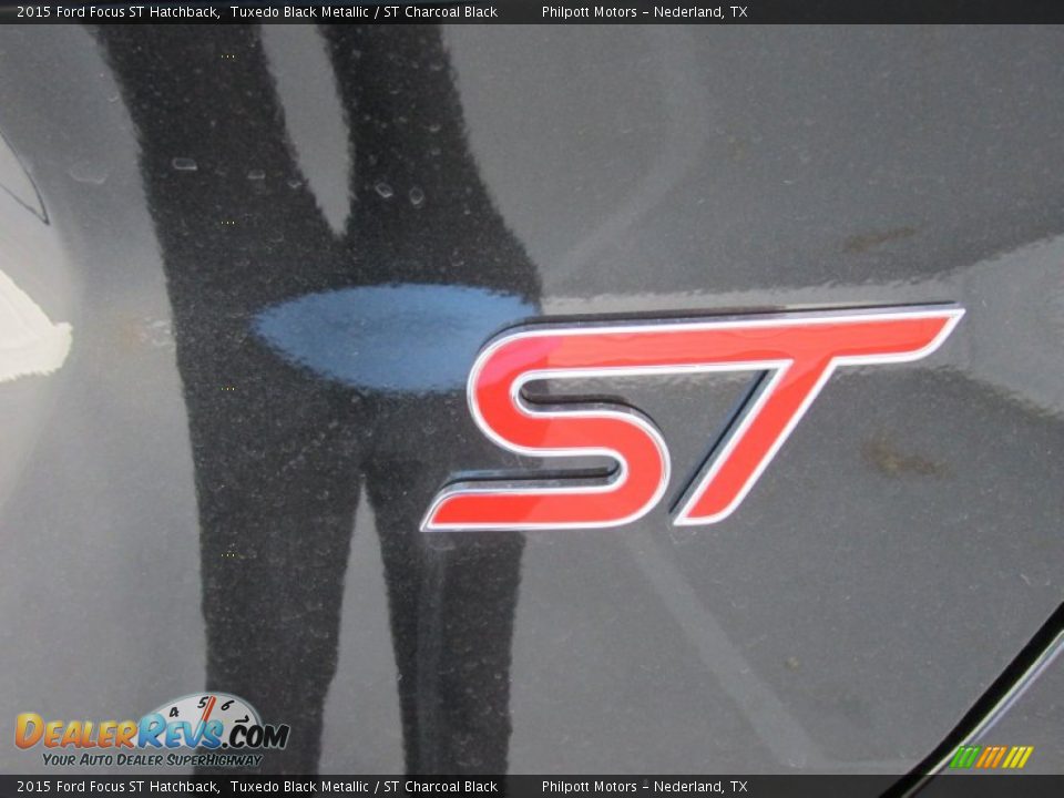 2015 Ford Focus ST Hatchback Tuxedo Black Metallic / ST Charcoal Black Photo #14