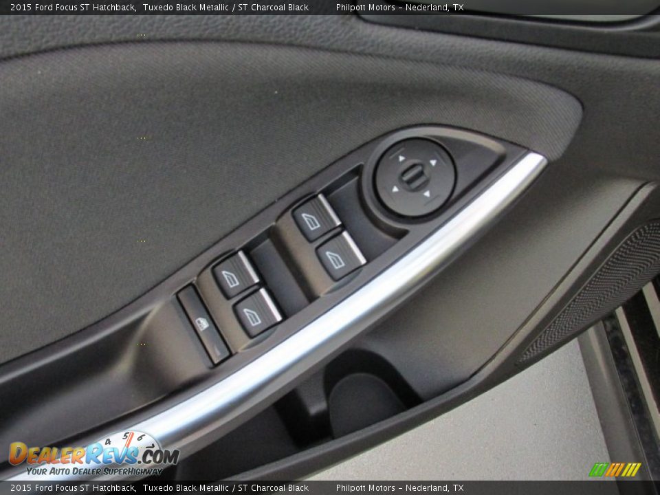 2015 Ford Focus ST Hatchback Tuxedo Black Metallic / ST Charcoal Black Photo #20