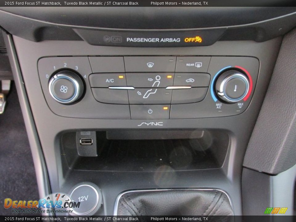 2015 Ford Focus ST Hatchback Tuxedo Black Metallic / ST Charcoal Black Photo #27