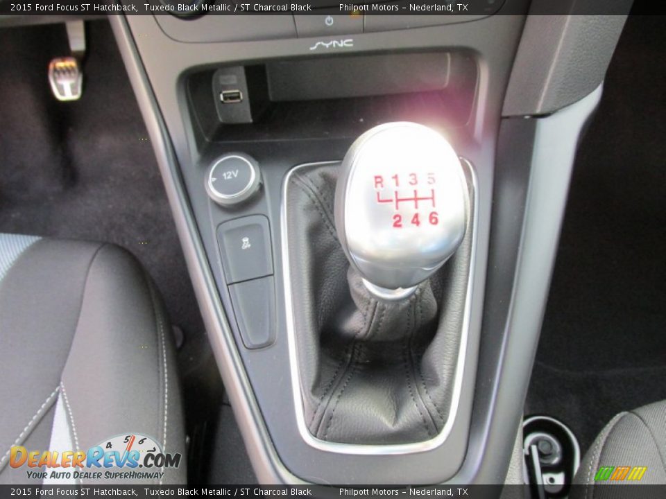 2015 Ford Focus ST Hatchback Tuxedo Black Metallic / ST Charcoal Black Photo #28