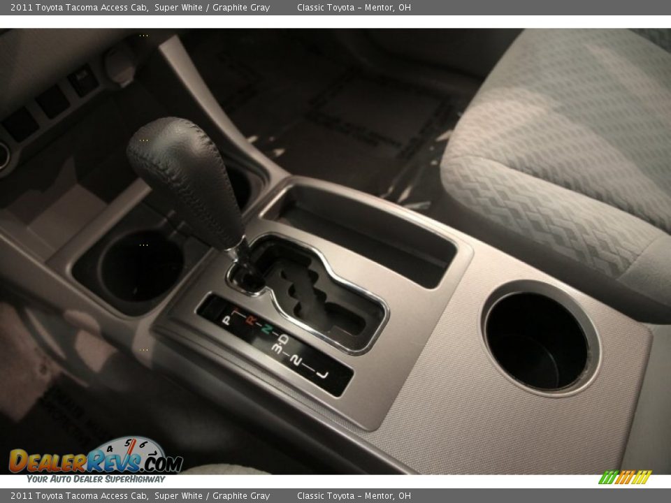 2011 Toyota Tacoma Access Cab Super White / Graphite Gray Photo #11