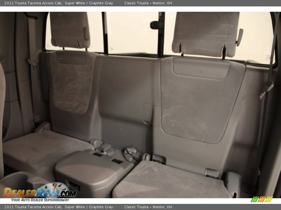 2011 Toyota Tacoma Access Cab Super White / Graphite Gray Photo #13
