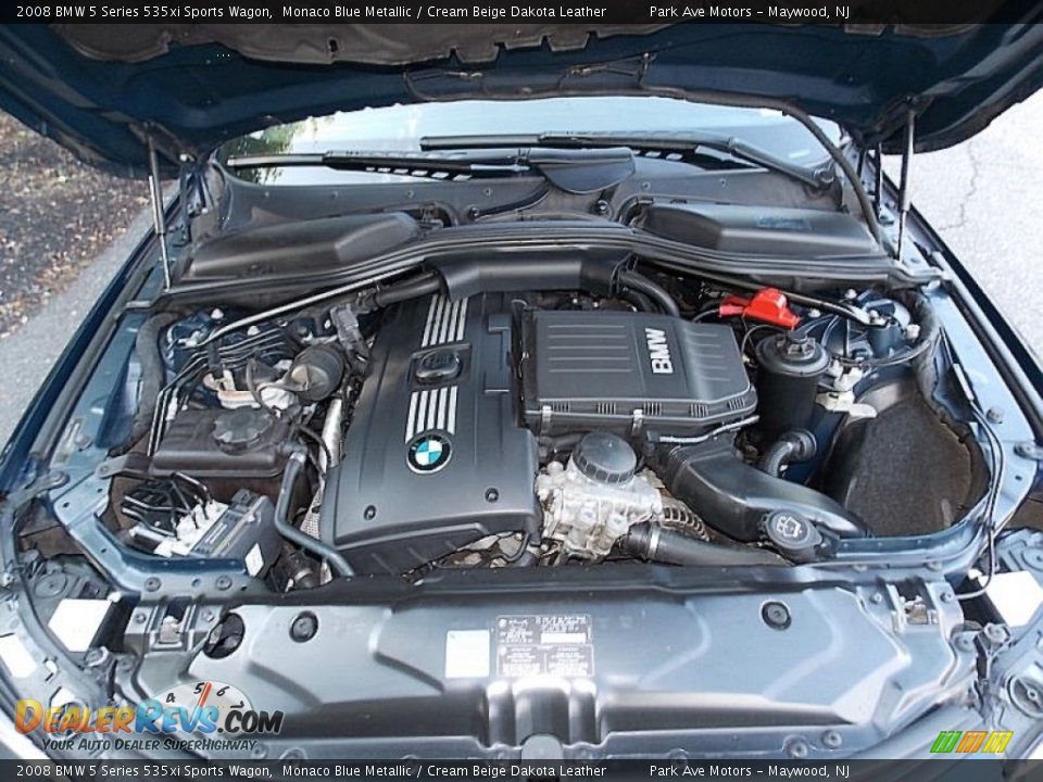 2008 BMW 5 Series 535xi Sports Wagon Monaco Blue Metallic / Cream Beige Dakota Leather Photo #35