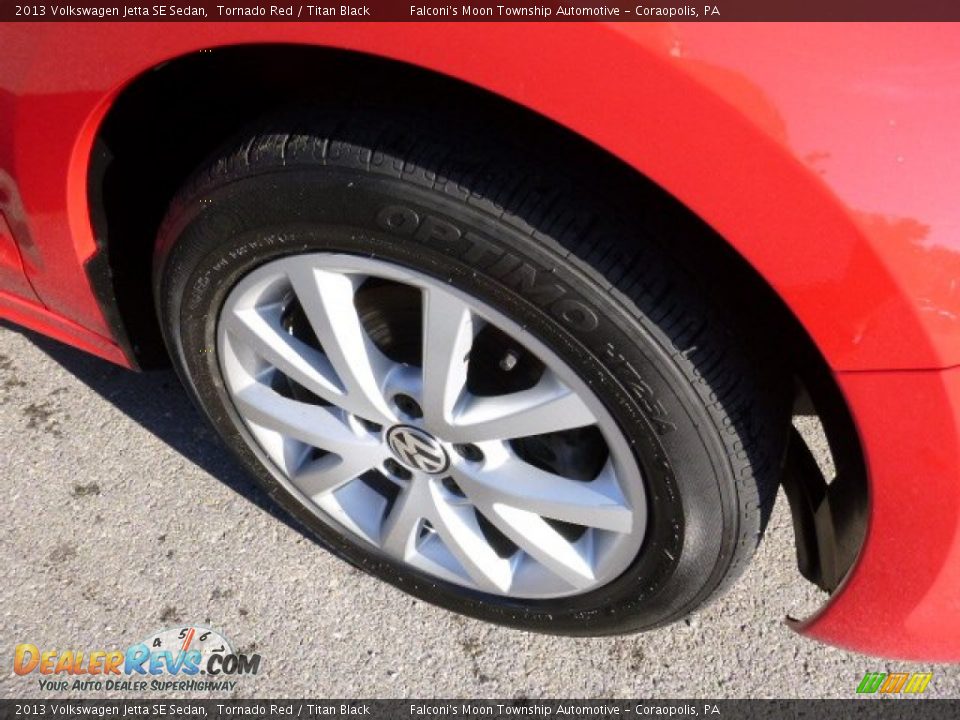 2013 Volkswagen Jetta SE Sedan Tornado Red / Titan Black Photo #4