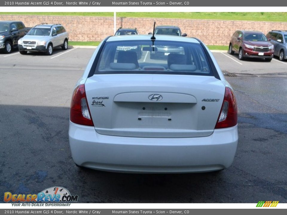 2010 Hyundai Accent GLS 4 Door Nordic White / Gray Photo #3