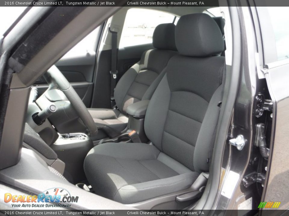 Front Seat of 2016 Chevrolet Cruze Limited LT Photo #8
