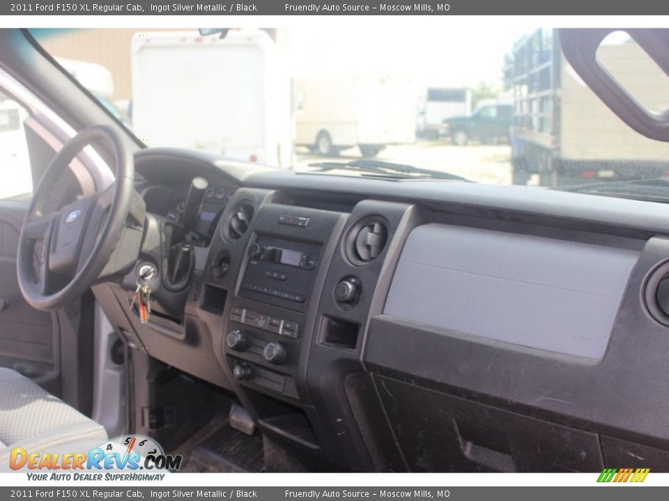 2011 Ford F150 XL Regular Cab Ingot Silver Metallic / Black Photo #17
